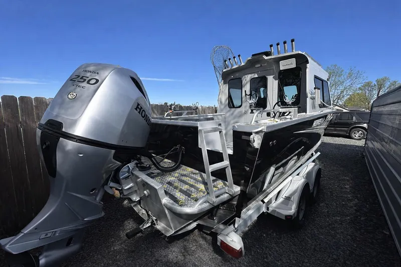 Slide: The Image of 2022 Hewescraft 220 Ocean Pro ET Hardtop with Honda 250 VTEC engine. - 2