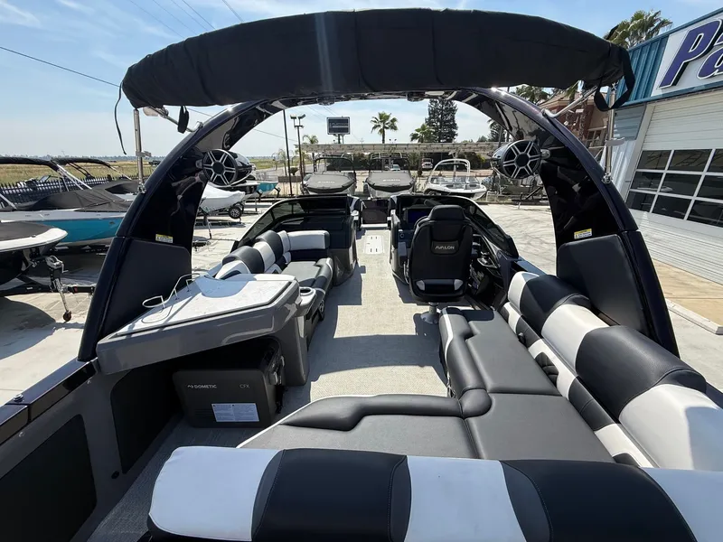 Slide: The Image of Avalon Excalibur Carbon Series Elite Windshield - 27 FT w/ Twin 400HP Mercury V10's! 2026 - 6