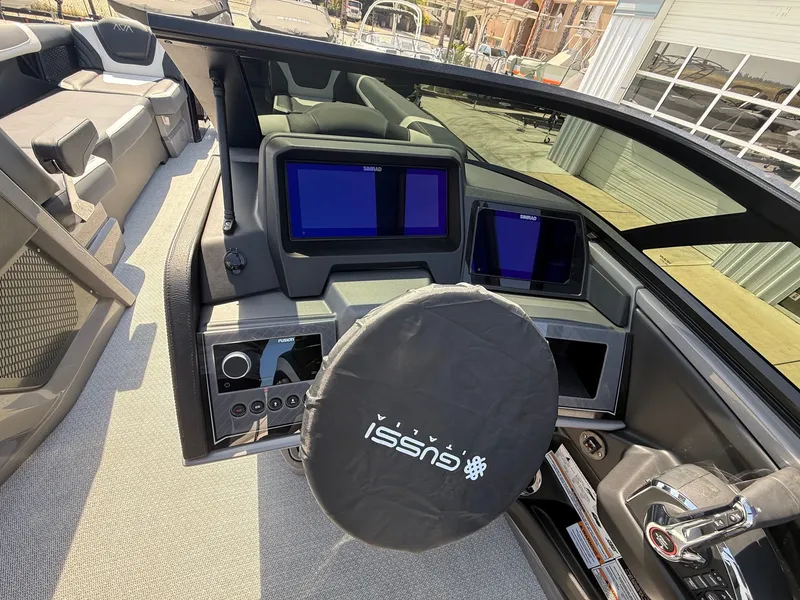 Slide: The Image of Avalon Excalibur Carbon Series Elite Windshield - 27 FT w/ Twin 400HP Mercury V10's! 2026 - 8