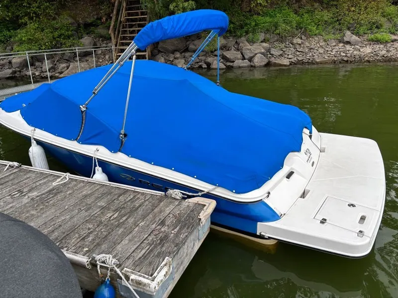 Slide: The Image of Regal BOWRIDER 1900 2010 - 13