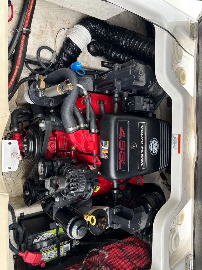 Slide: The Image of Regal BOWRIDER 1900 2010 - 14