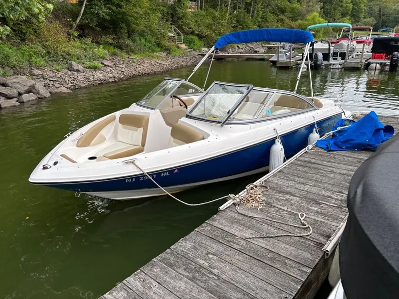 Slide: The Image of Regal BOWRIDER 1900 2010 - 18