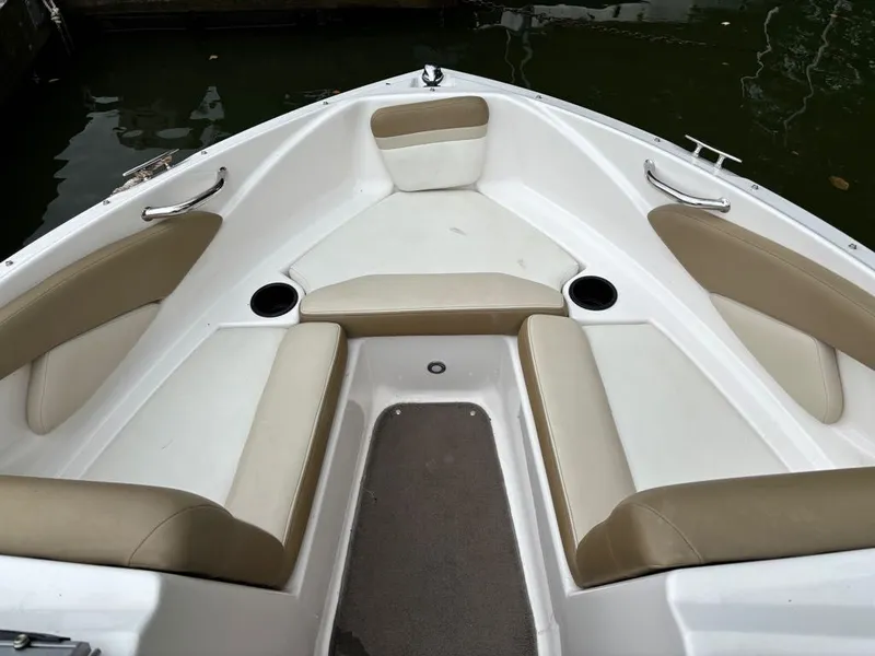 Slide: The Image of Regal BOWRIDER 1900 2010 - 3