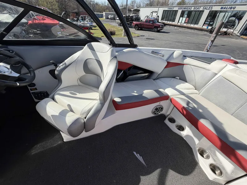 Slide: The Image of Tigé R20 2014 - 11