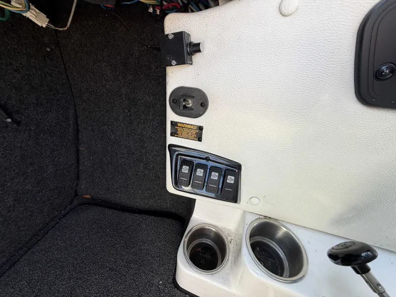 Slide: The Image of Tigé R20 2014 - 14