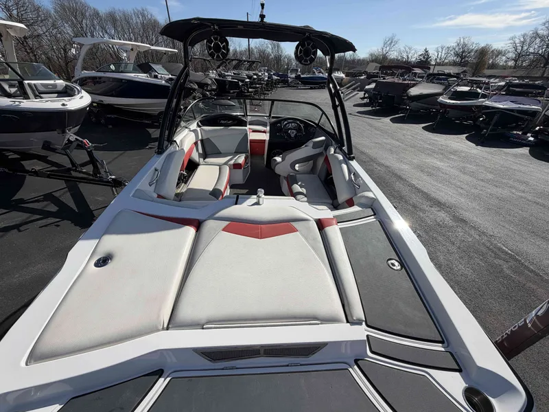 Slide: The Image of Tigé R20 2014 - 7