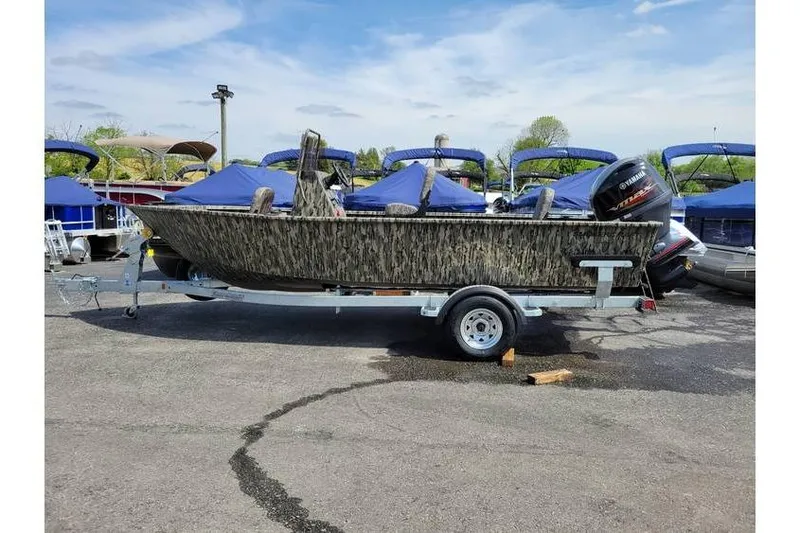 The Image of Smoker Craft Freedom 180 CC 2026 - undefined