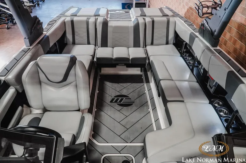 Slide: The Image of 2025 Malibu Wakesetter 23 LSV interior with luxurious seating and modern design. - 15