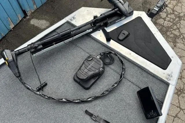 Slide: The Image of 2019 Tracker Bass Tracker Classic XL boat deck with trolling motor and control pedal. - 7