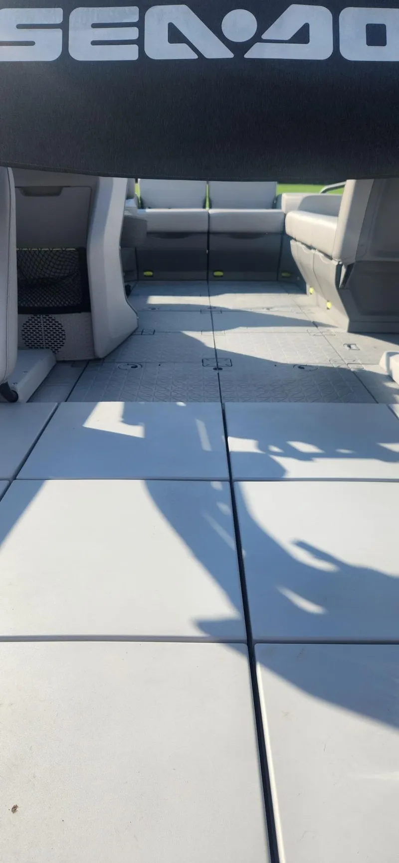 Slide: The Image of Sea-Doo Switch Sport 18 2022 - 7