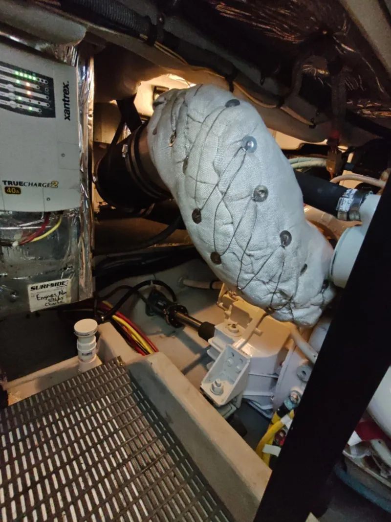 Slide: The Image of Meridian 408 Motoryacht 2005 - 28