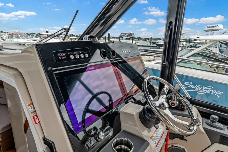 Slide: The Image of Boston Whaler 365 Conquest 2026 - 31