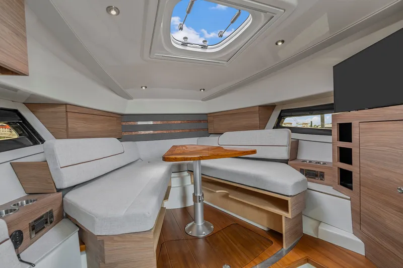 Slide: The Image of Boston Whaler 365 Conquest 2026 - 37