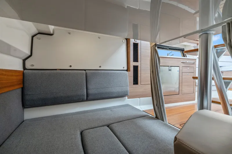 Slide: The Image of Boston Whaler 365 Conquest 2026 - 48