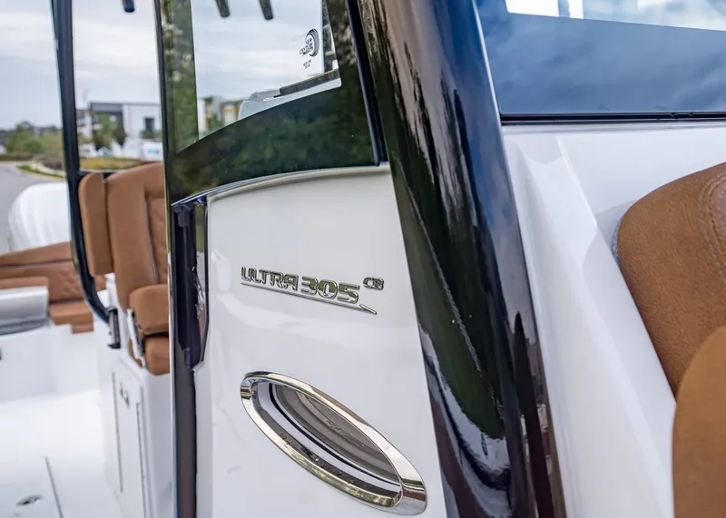 Slide: The Image of Sea Hunt ULTRA 305 CB 2026, luxurious boat interior design. - 21