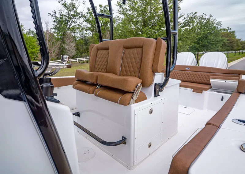 Slide: The Image of Interior of Sea Hunt ULTRA 305 CB boat, model year 2026. - 22