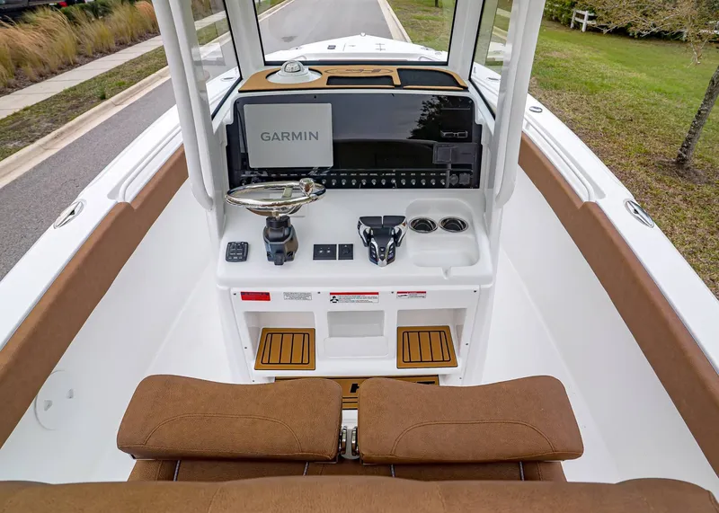Slide: The Image of Interior view of Sea Hunt Ultra 265 SE boat, year 2026. - 14
