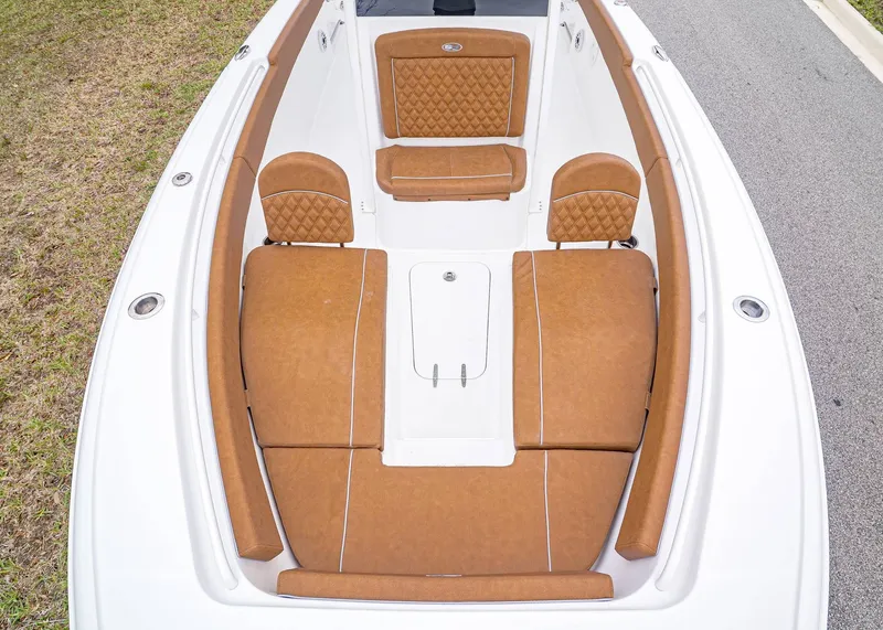 Slide: The Image of Interior view of Sea Hunt Ultra 265 SE boat, model year 2026. - 19