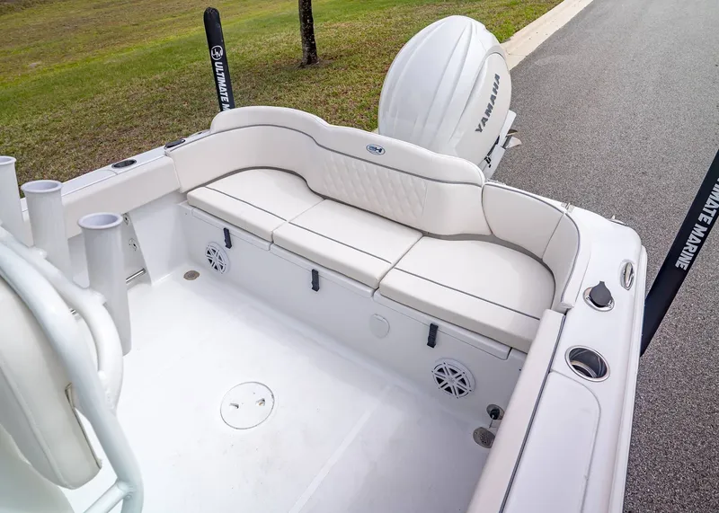 Slide: The Image of Interior of Sea Hunt Ultra 229 boat, model year 2026. - 7