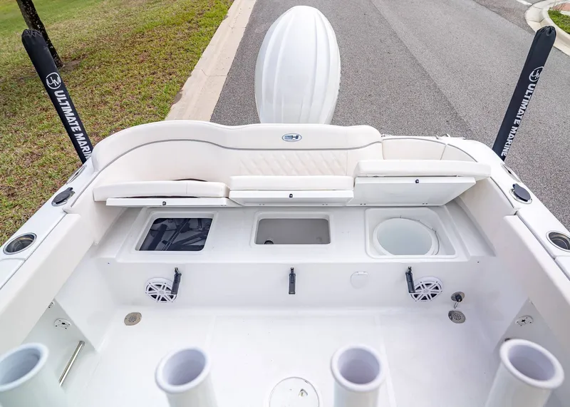 Slide: The Image of Interior view of Sea Hunt Ultra 229 boat, model 2026. - 8
