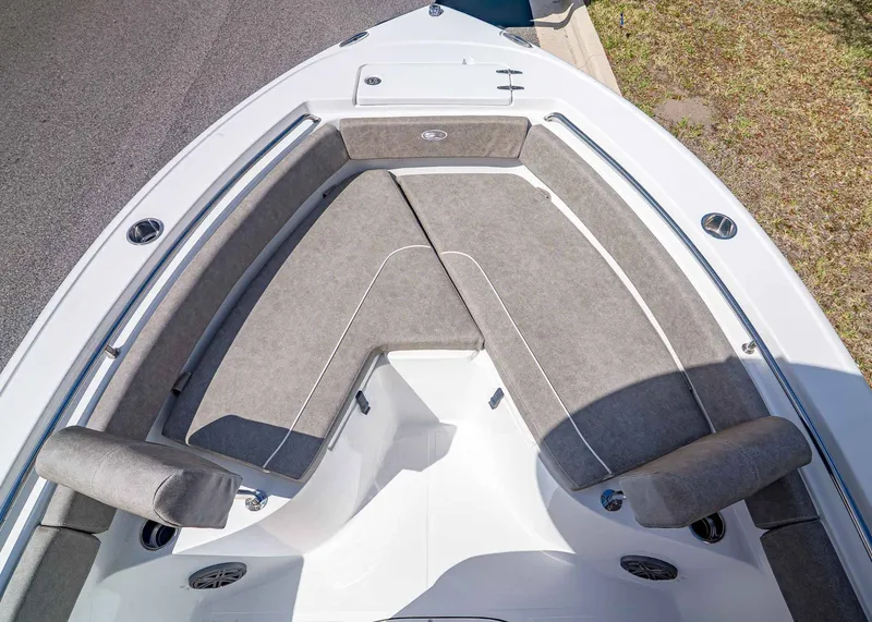 Slide: The Image of Sea Hunt Ultra 219 2026 - 22