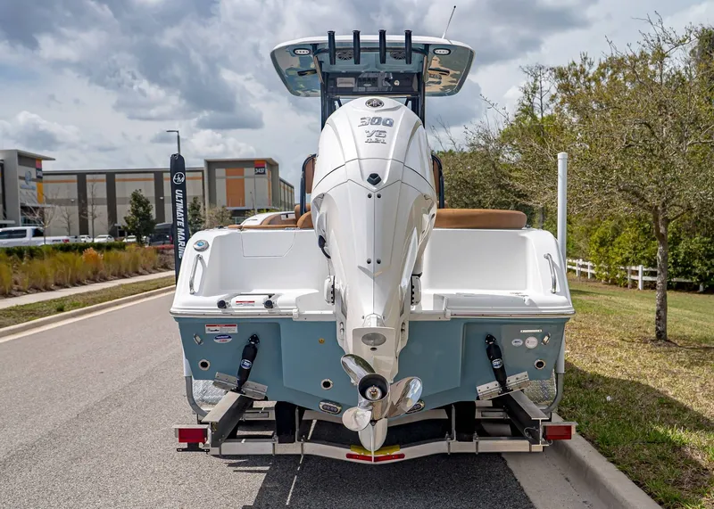 Slide: The Image of Sea Hunt Ultra 245 SE 2026 - 4