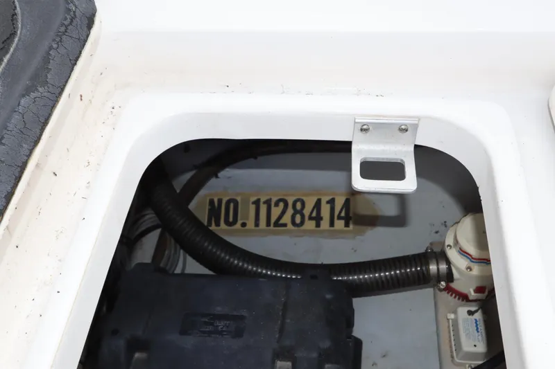 Slide: The Image of Mainship Pilot 34 2002 - 64