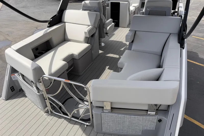 Slide: The Image of Interior of 2025 Balise HORIZON 24C boat with luxurious seating arrangement. - 16