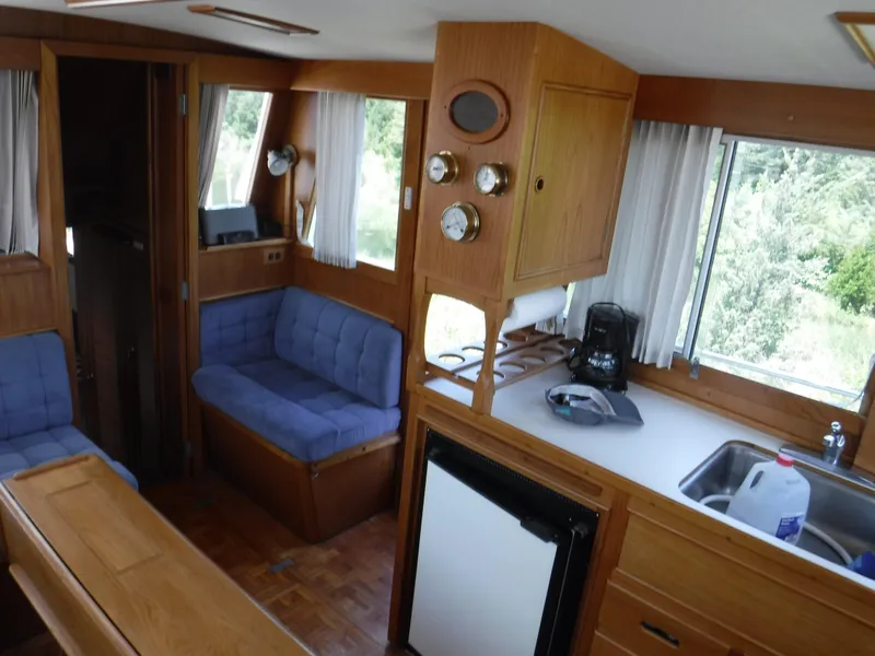 Slide: The Image of Interior of 1989 Grand Banks 36 Classic yacht with wood finish. - 7