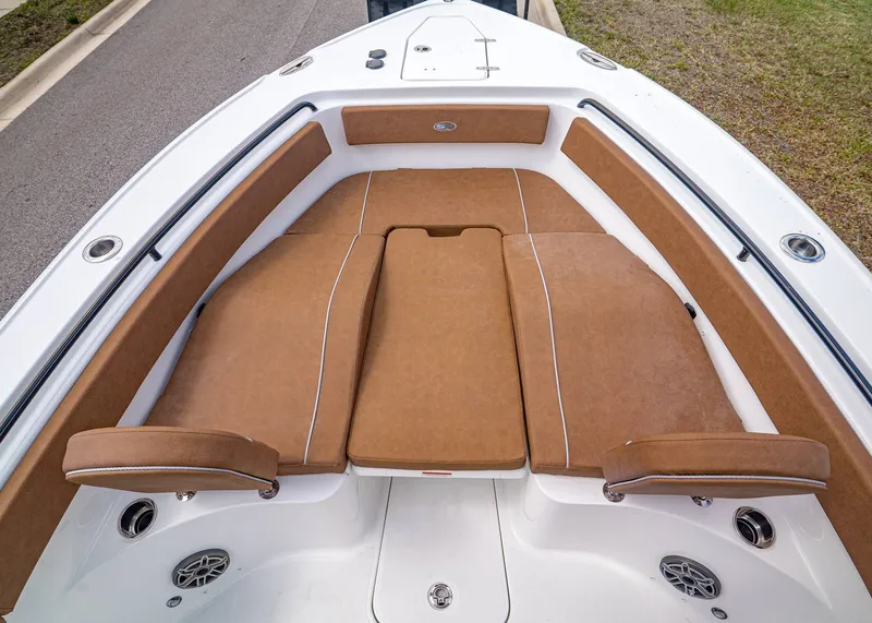 Slide: The Image of Sea Hunt Ultra 265 SE 2026 - 21