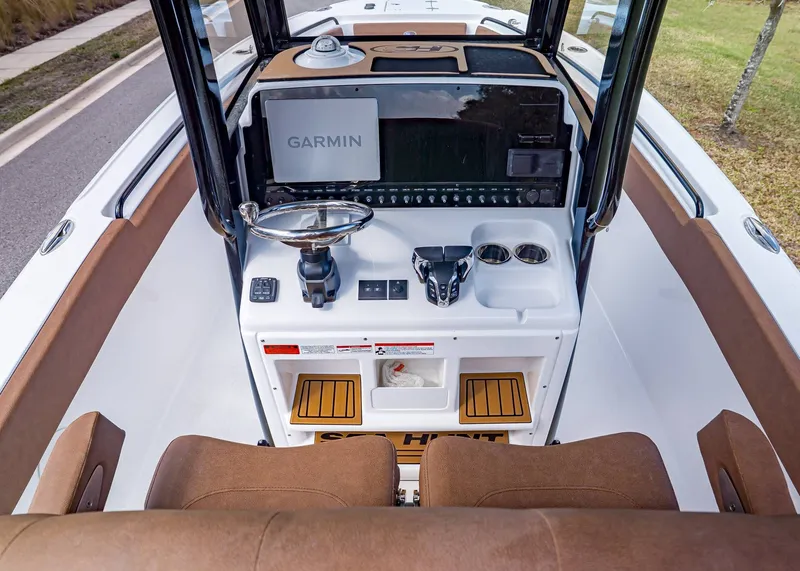 Slide: The Image of Sea Hunt Ultra 265 SE 2026 - 14