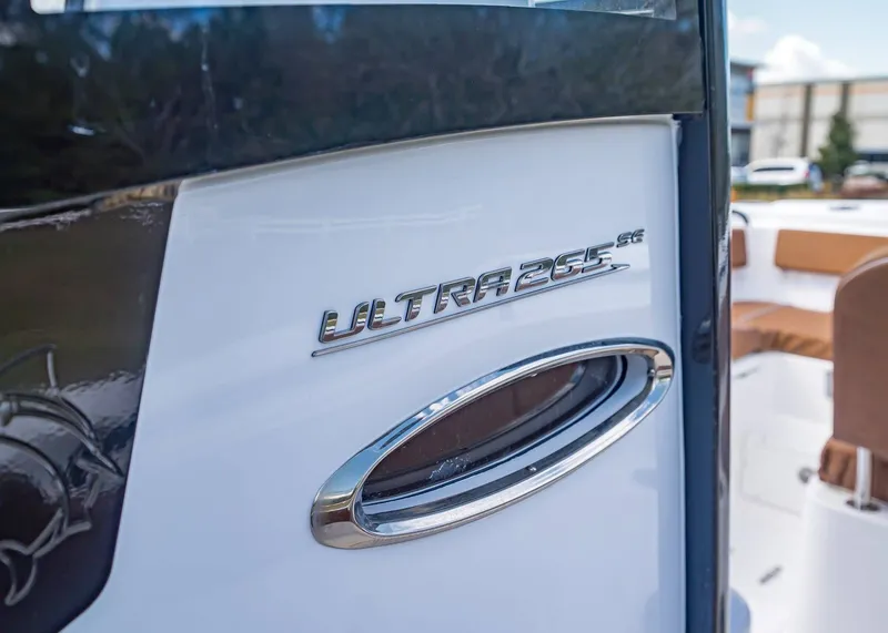 Slide: The Image of Sea Hunt Ultra 265 SE 2026 - 18