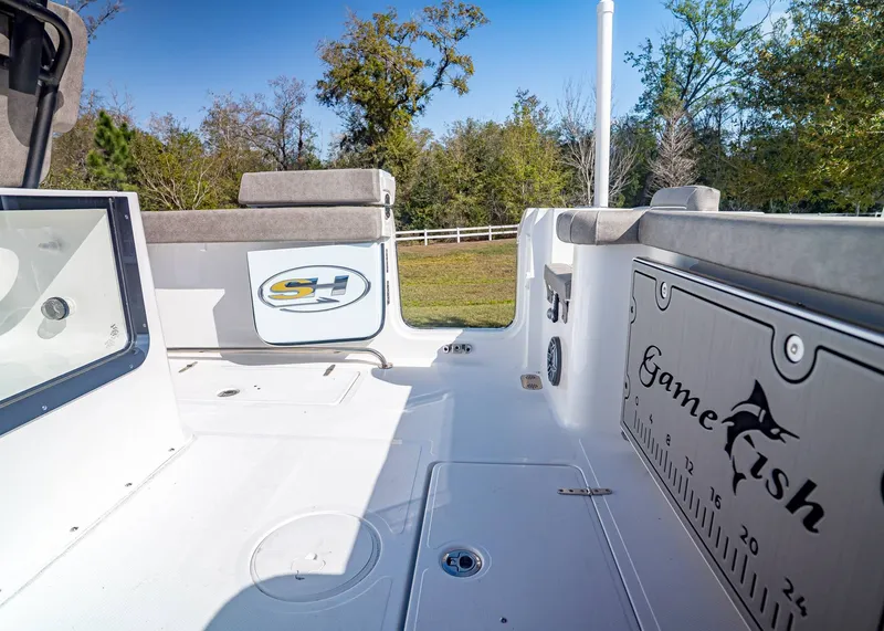 Slide: The Image of Sea Hunt Gamefish 27 Coffin Box 2026 - 10