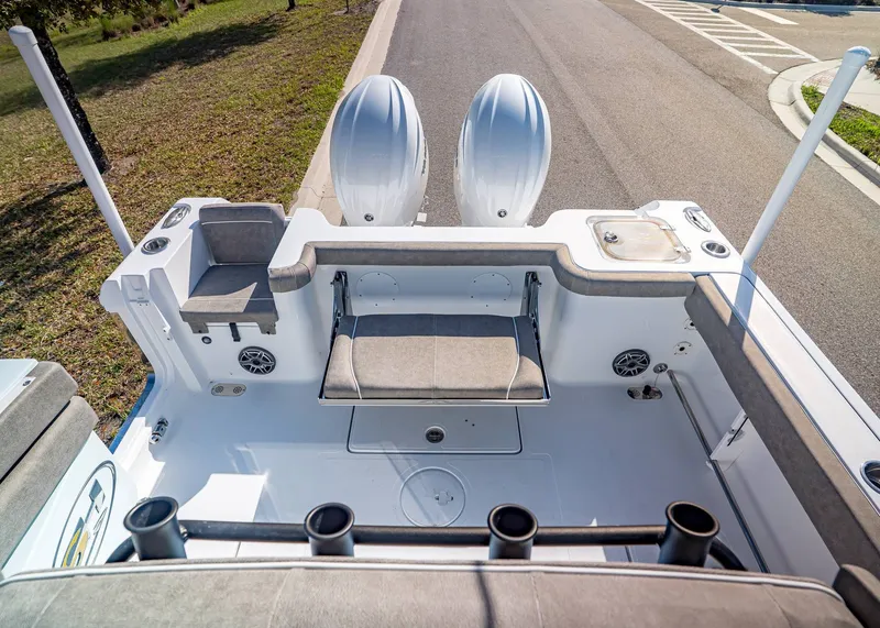 Slide: The Image of Sea Hunt Gamefish 27 Coffin Box 2026 - 13