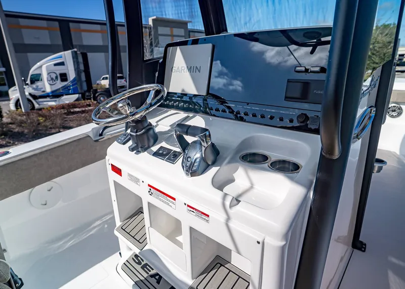 Slide: The Image of Sea Hunt Gamefish 27 Coffin Box 2026 - 21