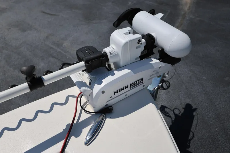 Slide: The Image of Minn Kota Terrova motor on 2024 Pathfinder 2300 HPS boat deck. - 25