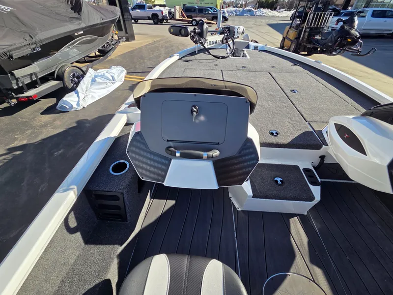 Slide: The Image of Interior of 2026 Vexus Boats AVX1985s with seating and storage. - 20