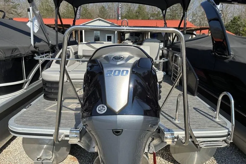 Slide: The Image of 2022 Bennington 22 SSBX pontoon boat with powerful 200 HP engine. - 10