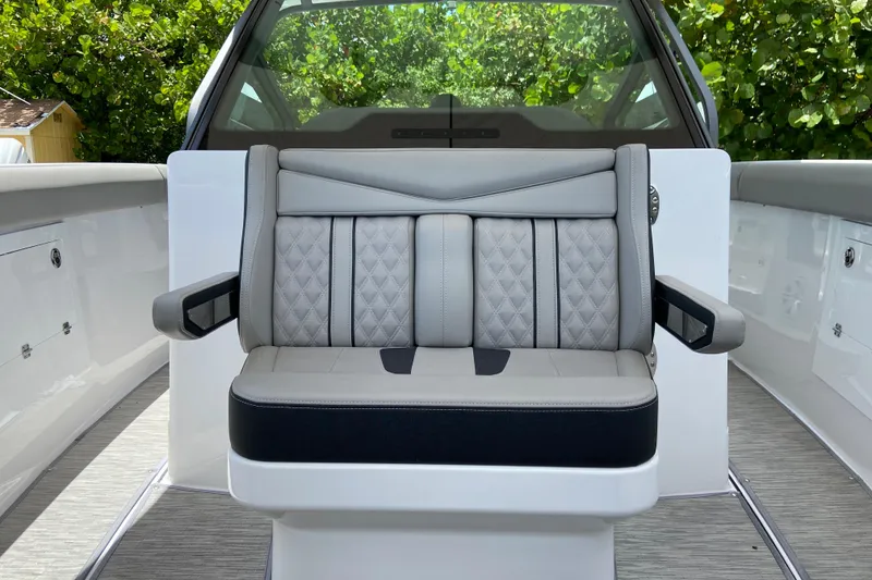 Slide: The Image of Luxury seating on 2026 Monterey Elite 30 OB boat, featuring modern design and comfort. - 40