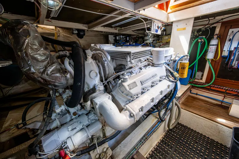 Slide: The Image of Grand Banks 46 Classic 1990 - 57