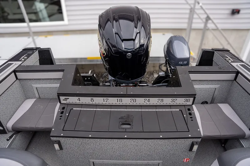 Slide: The Image of Starcraft FISHMASTER 196DC 2026 - 14