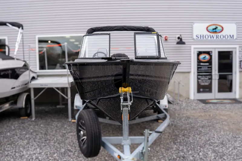 Slide: The Image of Starcraft FISHMASTER 196DC 2026 - 4