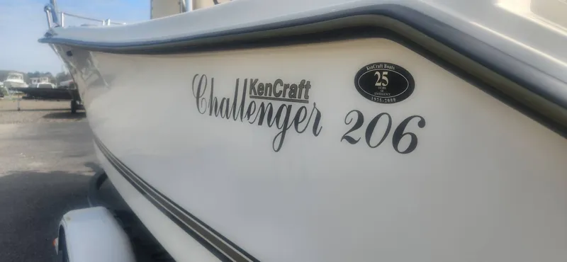 Slide: The Image of 2003 KenCraft Challenger 206 boat side view. - 11