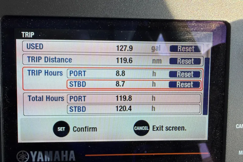 Slide: The Image of Display screen showing trip data for Jeanneau NC 1095, 2020 model. - 15