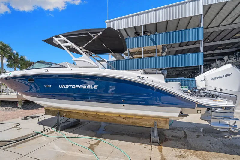 Slide: The Image of Sea Ray SDX 290 Outboard 2023 - 3