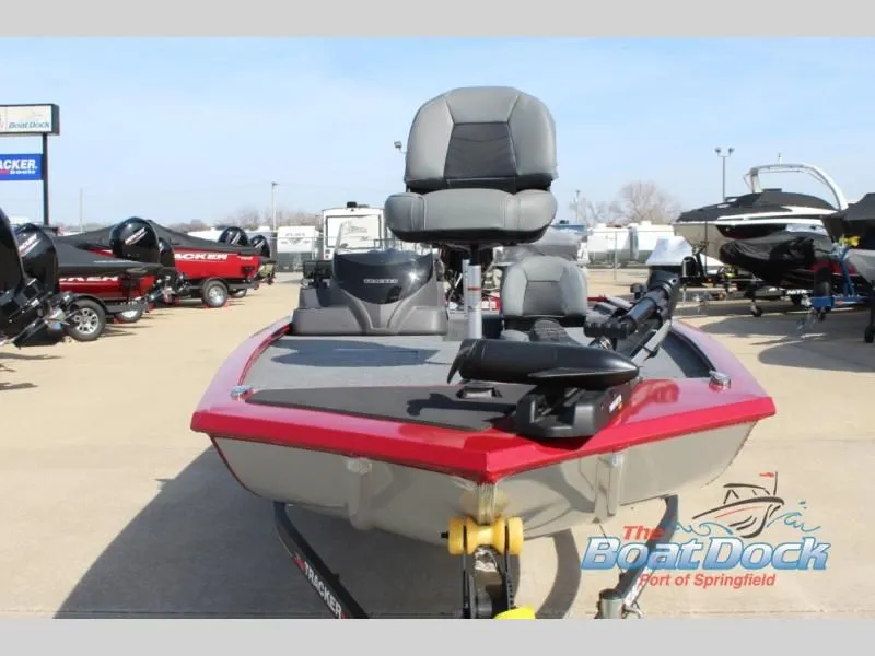 Slide: The Image of 2022 Pro 170 boat with gray seat and red deck. - 3