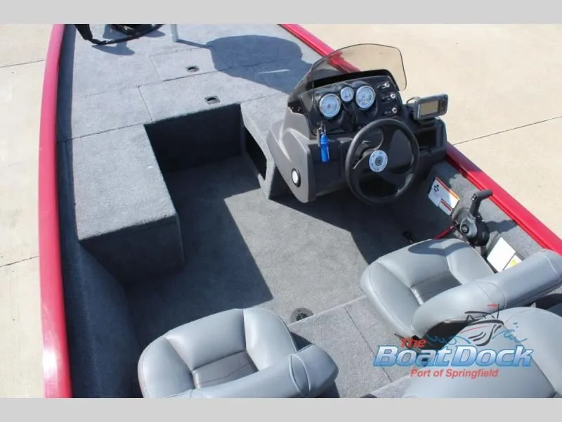 Slide: The Image of Interior of a 2022 Pro 170 boat with gray seats. - 9