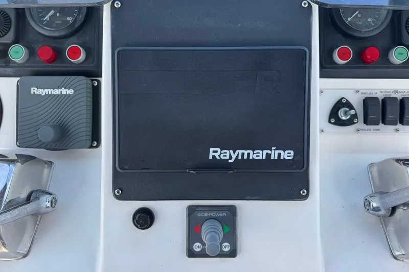 Slide: The Image of Raymarine controls on 1987 Lien Hwa 47 Cockpit Motoryacht. - 26