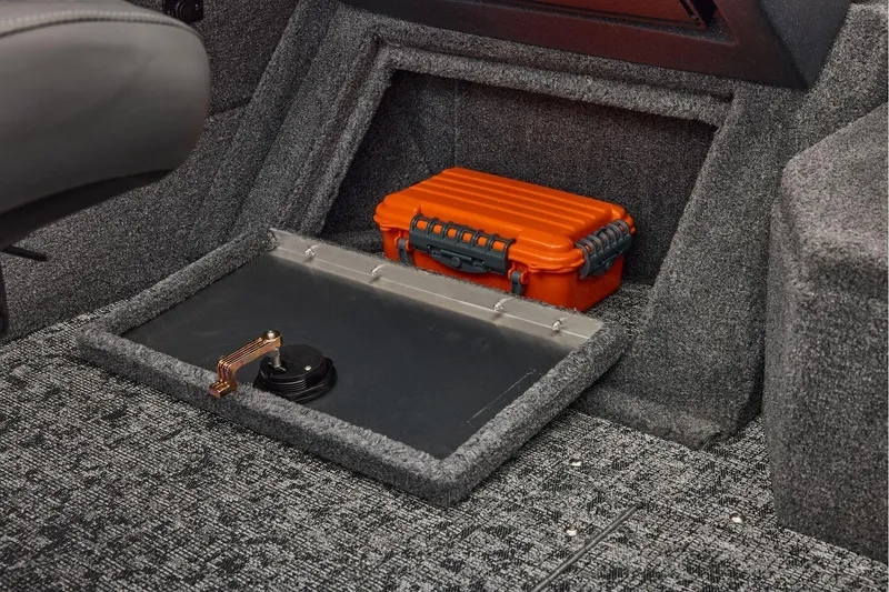 Slide: The Image of Tracker Targa V-18 WT 2026 - 45