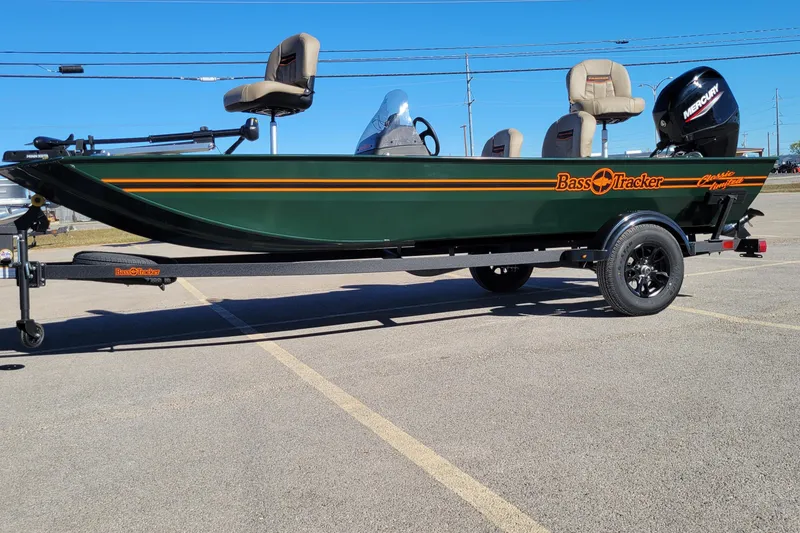 Slide: The Image of 2026 Tracker Bass Tracker Classic Limited boat on trailer in parking lot. - 40